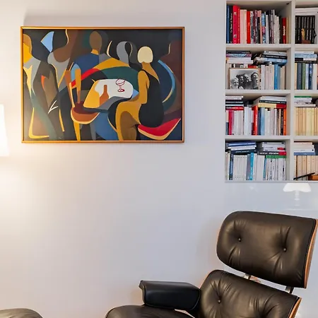 Veeve - Open Secret Apartament